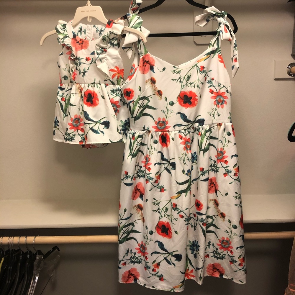 Mommy & daughter matching floral dresses